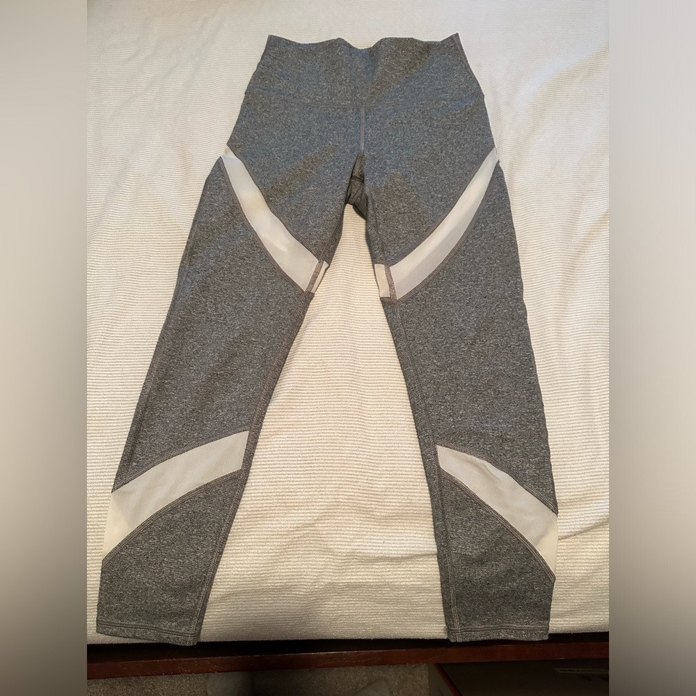 Aerie medium cropped grey and white mesh workout leggings